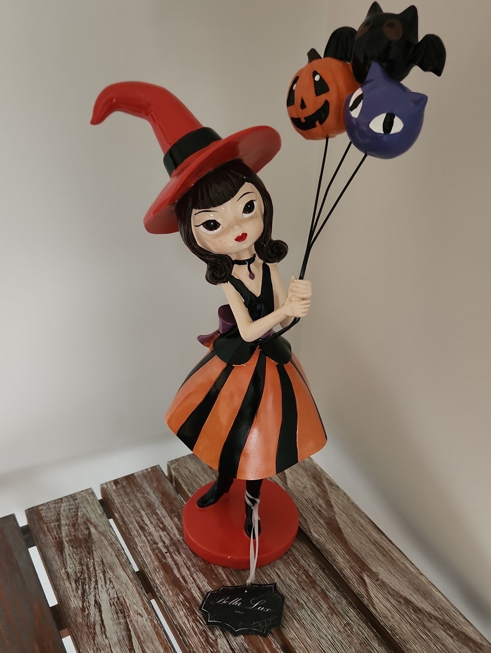 NWT Bella Lux Witch Girl With Balloons